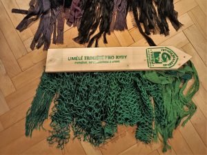 umělá trdliště pro ryby - hotové třecí prkno